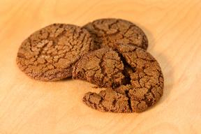 Photo of 3 ginger cookies